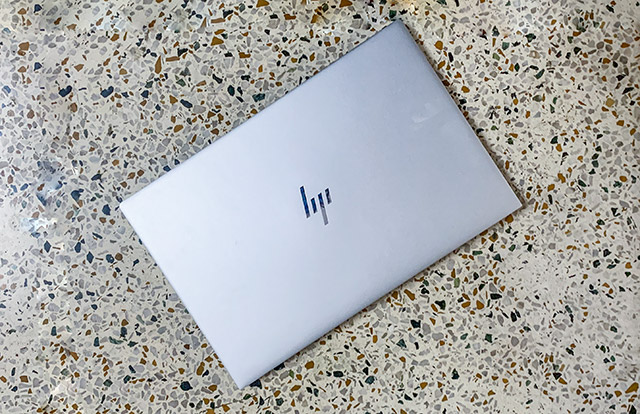 Test du HP Envy 15-ep0123tx : un excellent ordinateur portable pour les professionnels de la création